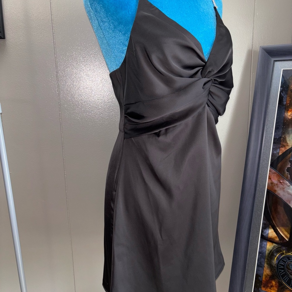 DO+BE Black Sleeveless Halter Mini Dress - Picture 4 of 16
